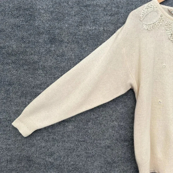 Vintage Sequins Sweater Womens Small Cream Lily of California Fuzzy Soft Top - Picture 7 of 14